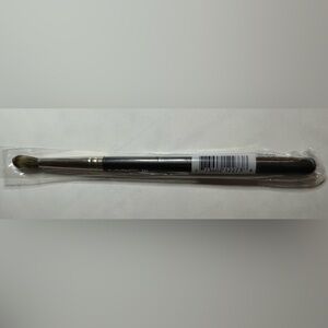 MAC COSMETICS BNIB 223 Blending Eye Brush VERY RARE HTF Natural Hair